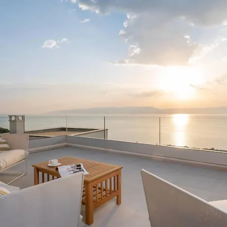 Apartment House Almost On Seafront, With Large Garden And Swimming Pool In Porto-vecchio Porto-Vecchio (Corsica)